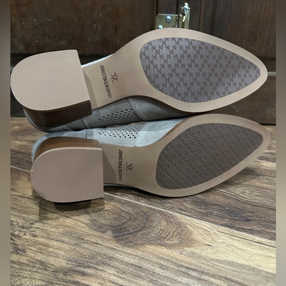 Never Worn Johnston & Murphy Taupe Heeled Booties - Picture 3 of 5